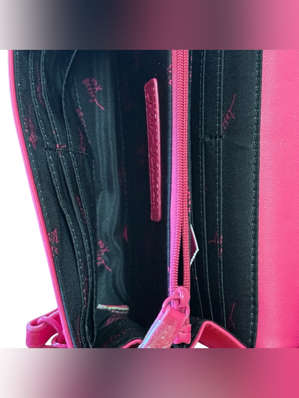Betsey Johnson XOSYBIL Studded Skull Crossbody Front Flap Matching Chain Strap - Picture 4 of 11